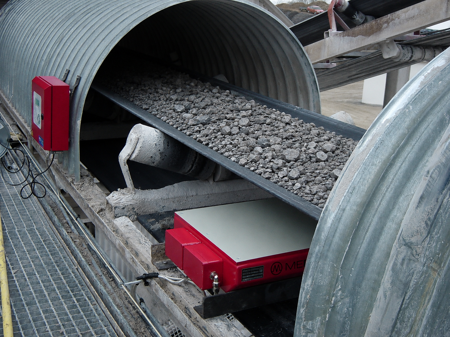 Metal detection solutions for demanding aggregates / quarry operations
