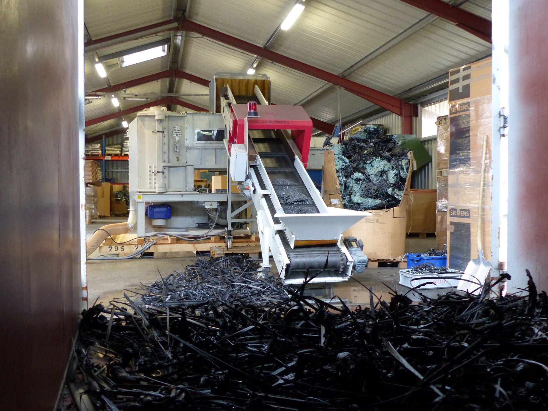 Where recycling operators use metal detection